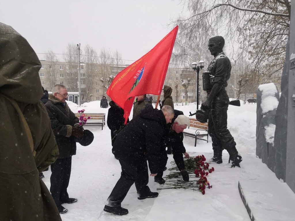 k99THU073qo.jpg